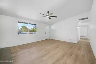 7921 N Paul Revere Pl, Tucson, AZ 85741 - Photo 6