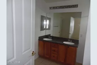 7325 E Weeping Willow Drive SE, Tucson, AZ 85756 - Photo 4