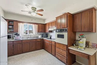 12250 N Calle De La Solana, Marana, AZ 85653 - Photo 18