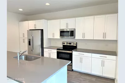 9450 N Andrina Drive, Tucson, AZ 85742 - Photo 10
