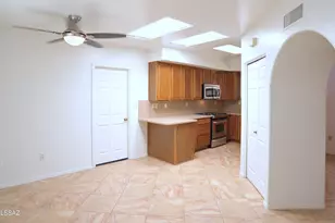 1600 E Deer Shadow Ln, Oro Valley, AZ 85737 - Photo 16