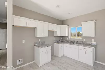 380 E Corona Road, Tucson, AZ 85756 - Photo 24