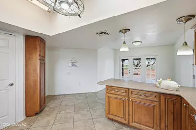 3910 S Via Del Ruisenor, Green Valley, AZ 85622 - Photo 14