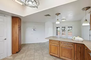 3910 S Via Del Ruisenor, Green Valley, AZ 85622 - Photo 14