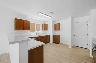 6989 S Red Maids Dr, Tucson, AZ 85756 - Photo 4