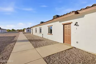 370 E Corona Rd, Tucson, AZ 85756 - Photo 14