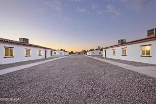374 E Corona Rd, Tucson, AZ 85756 - Photo 2