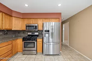 1029 E Rising Sun Dr, Oro Valley, AZ 85755 - Photo 14