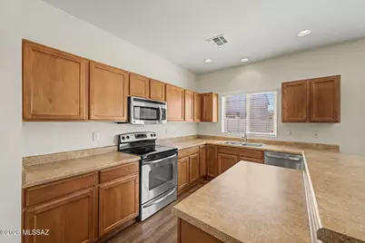 21099 E Reunion Road, Red Rock, AZ 85145 - Photo 16