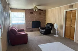 302 W Cactus St, Benson, AZ 85602 - Photo 4