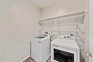 173 E Stone Ct, Tucson, AZ 85705 - Photo 24
