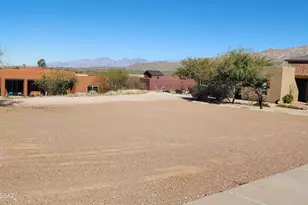 13675 E Okeefe Ct, Tucson, AZ 85747 - Photo 1