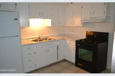 5739 E 26th Street, Tucson, AZ 85711 - Photo 6