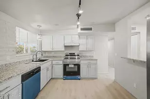 7841 E Longleaf Pl, Tucson, AZ 85730 - Photo 2