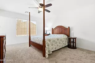 8678 N Genoa Ct, Tucson, AZ 85742 - Photo 10