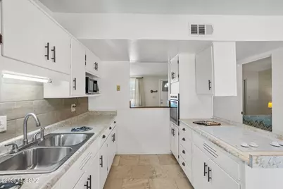 1524 W La Pasadita Street, Tucson, AZ 85705 - Photo 6
