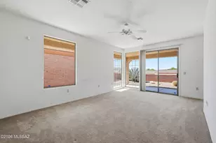 2001 W Amblemorn Dr, Green Valley, AZ 85622 - Photo 10