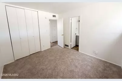 2901 N Cloverland Avenue, Tucson, AZ 85712 - Photo 16