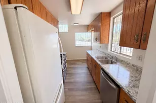 2901 N Cloverland Ave, Tucson, AZ 85712 - Photo 6