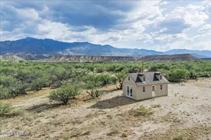 8828 W Miles A Way, Pima, AZ 85543 - Photo 2