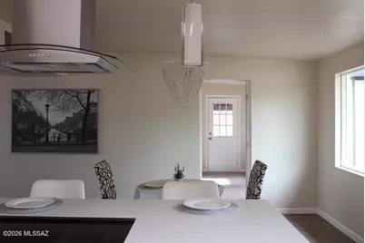 7042 E Calle Ileo, Tucson, AZ 85710 - Photo 14