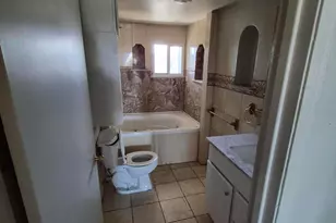 320 E 29th St, Tucson, AZ 85713 - Photo 12