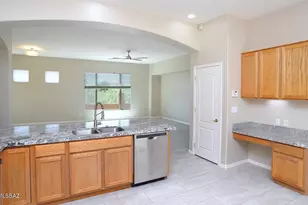 999 W Waxleaf Pl, Oro Valley, AZ 85755 - Photo 20