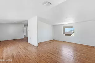 6811 N Guthrie Rd, Tucson, AZ 85743 - Photo 18
