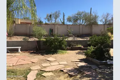 1301 N Painted Hills Road, Tucson, AZ 85745 - Photo 24