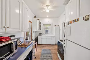 340 E 13th St, Tucson, AZ 85701 - Photo 12