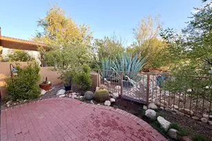 6440 N Foothills Dr, Tucson, AZ 85718 - Photo 32