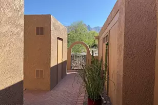 6440 N Foothills Dr, Tucson, AZ 85718 - Photo 6