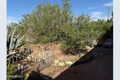 6440 N Foothills Drive, Tucson, AZ 85718 - Photo 34