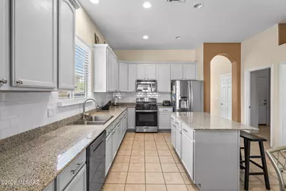 12904 N Bloomington Loop, Tucson, AZ 85755 - Photo 8