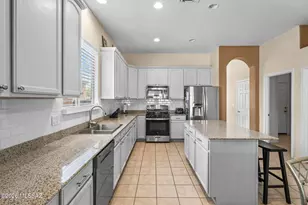 12904 N Bloomington Loop, Tucson, AZ 85755 - Photo 8
