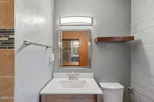 725 S Gollob Rd, Tucson, AZ 85710 - Photo 26