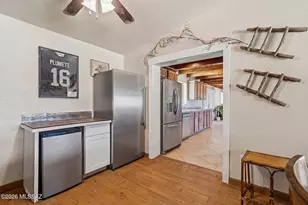 725 S Gollob Rd, Tucson, AZ 85710 - Photo 20