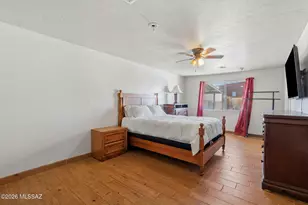 725 S Gollob Rd, Tucson, AZ 85710 - Photo 30