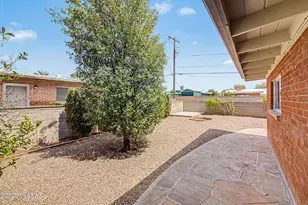 5842 E North St, Tucson, AZ 85712 - Photo 24