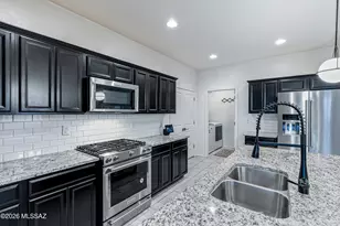 949 E Prairie Field Ln, Sahuarita, AZ 85629 - Photo 14