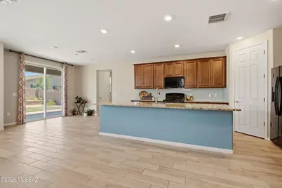 7391 S Via Casa Elegante, Tucson, AZ 85756 - Photo 6