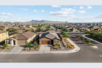 10563 W Walker Brown Drive W, Marana, AZ 85653 - Photo 2