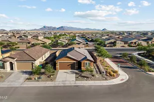 10563 W Walker Brown Dr W, Marana, AZ 85653 - Photo 2