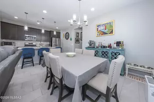 7771 S Wolf Creek Dr, Tucson, AZ 85757 - Photo 14