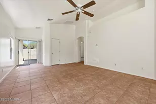 15052 S Theodore Roosevelt Way, Sahuarita, AZ 85629 - Photo 6