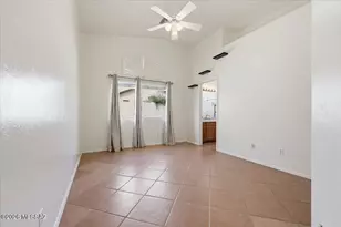 15052 S Theodore Roosevelt Way, Sahuarita, AZ 85629 - Photo 8