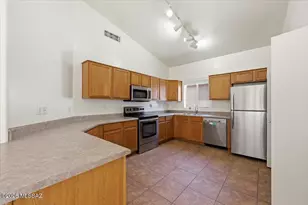 15052 S Theodore Roosevelt Way, Sahuarita, AZ 85629 - Photo 18