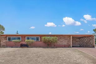 8302 E Koralee Pl, Tucson, AZ 85710 - Photo 2
