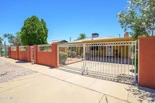 2222 E 21st St, Tucson, AZ 85719 - Photo 2