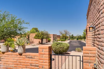8564 N Candlewood Loop, Tucson, AZ 85704 - Photo 8